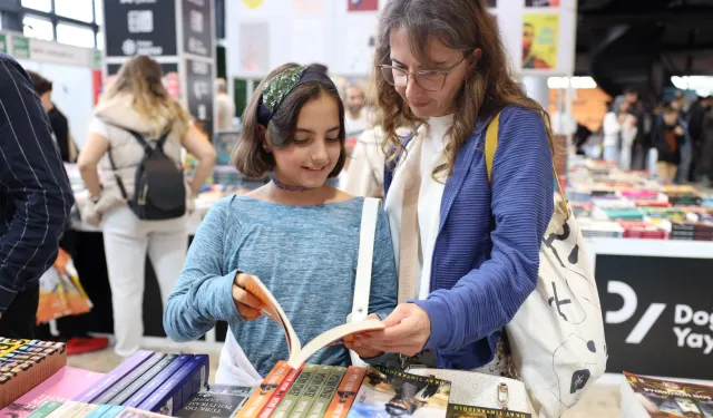 Kitap tutkunu Melis’ten örnek davranış