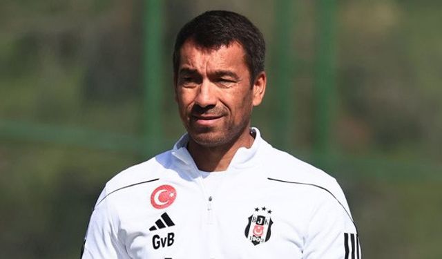 Beşiktaş'ta Giovanni van Bronckhorst dönemi bitti