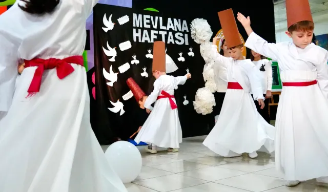 Düzceli minikler Mevlana'yı andı