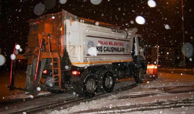 Kayseri Talas'ta kar seferberliği başladı