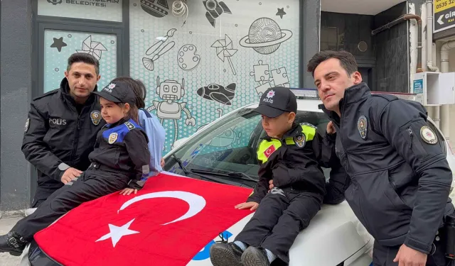 Anne Şehir’de polislere sürpriz kutlama