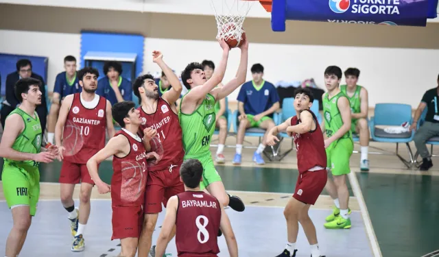 Basketbol Gençler'de TOFAŞ'tan evinde galibiyet