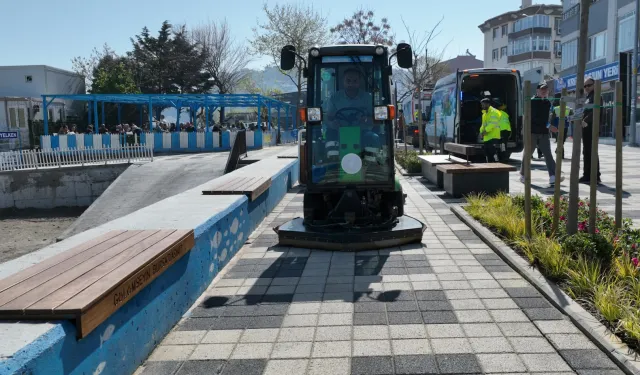 Bursa ve 4 ilçesinde kapsamlı bahar temizliği