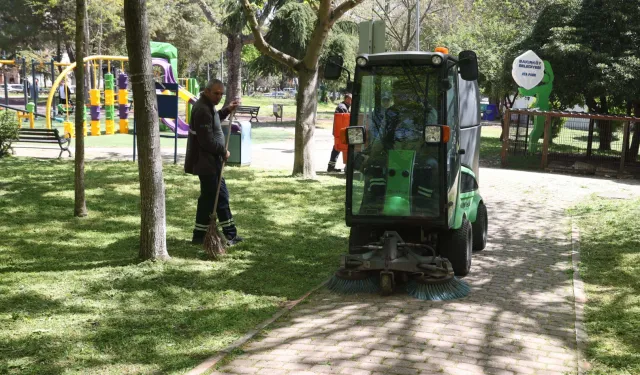 İstanbul'da Bakırköy’ün parkları yaza hazır