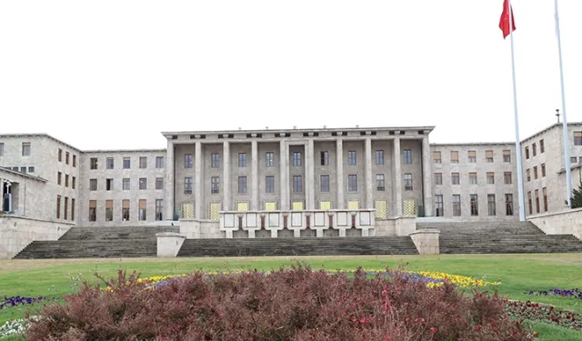 KHK'de değişiklikler içeren kanun teklifi TBMM'de