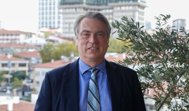 AB Türkiye Delegasyonu Başkanı: Vizesiz seyahat bedavaya elde edilmiyor, kriterleri karşılamalısınız