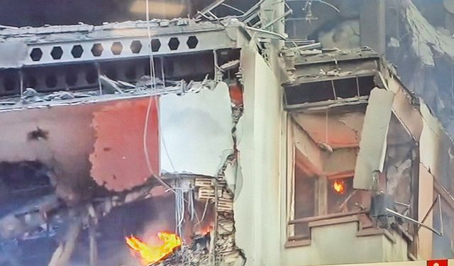 İran'dan ilk yanıt; İsrail'e 100'den fazla İHA fırlattı