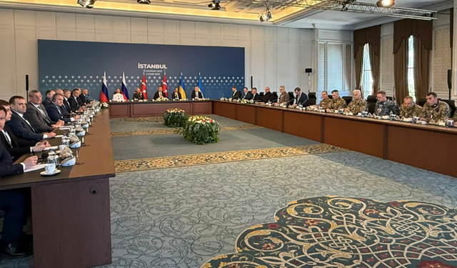 Türkiye-Rusya-Ukrayna Üçlü Toplantısı 1 saat 10 dakika sürdü