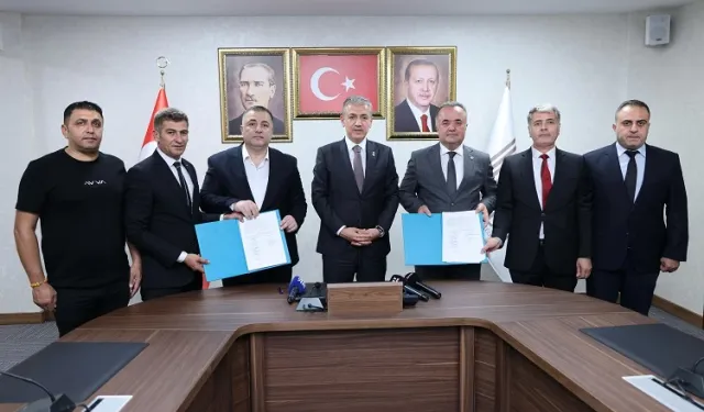 Mardin'de Büyükşehir Belediye işçilerine zam