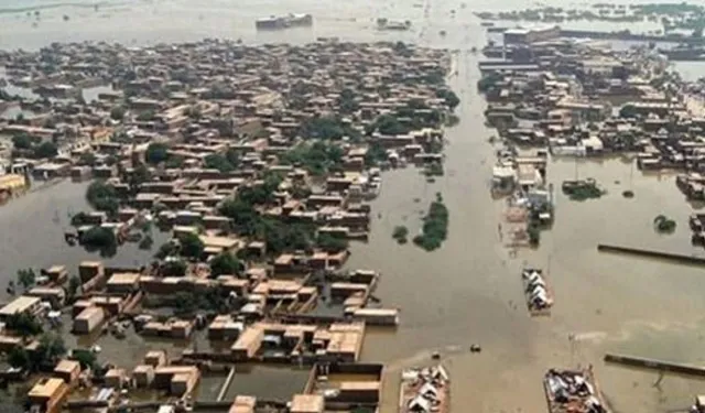 Hindistan'da sel; En az 40 kişi hayatını kaybetti, 120’den fazla kişi yaralandı