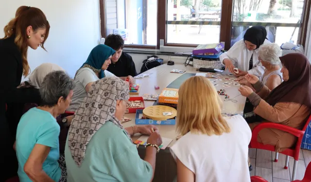 Antalya Mavi Ev’de Alzheimer farkındalığı artıyor