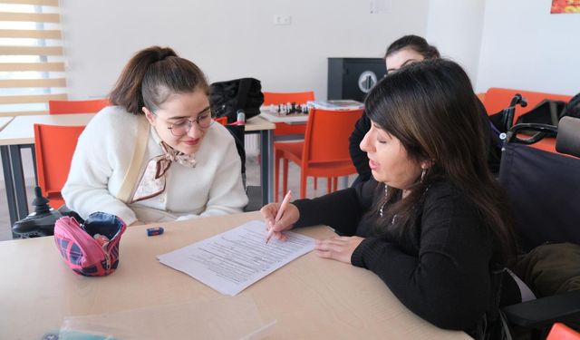 Hayat Engel Tanımaz