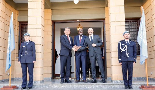 KKTC Cumhurbaşkanı Erhürman, Hristodulidis ile yüz yüze görüştü