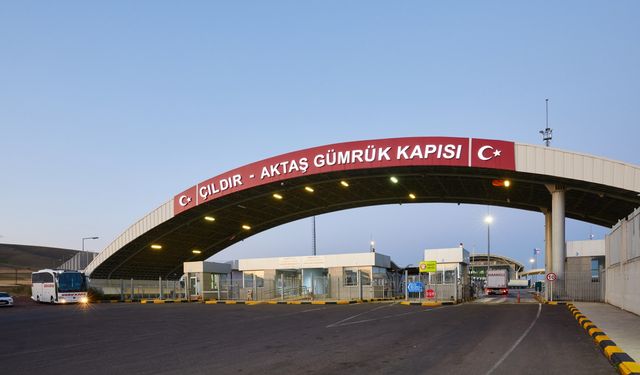 Gürcistan'a seyahatlerde artık sadece kimlik yeterli olmayacak