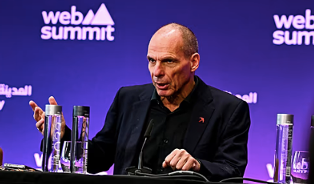 "Kapitalizm çoktan sona erdi ve bunun farkında bile değiliz"