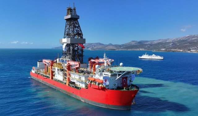 Somali'de, ilk açık deniz petrol sondajı "Çağrı Bey" ile başlıyor