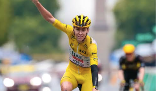 Tadej Pogacar, beşinci Tour de France zaferiyle rekoru egale etti