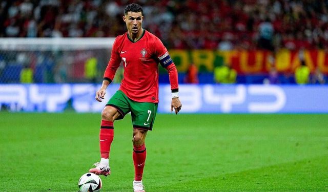 Ronaldo, Jesus'un ilk 11'de yer almayacağını açıklamasının ardından milli takım kampını terk etti