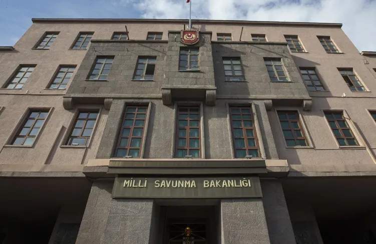 Milli Savunma Bakanlığı: İran'dan ateşlenen füze düşürüldü