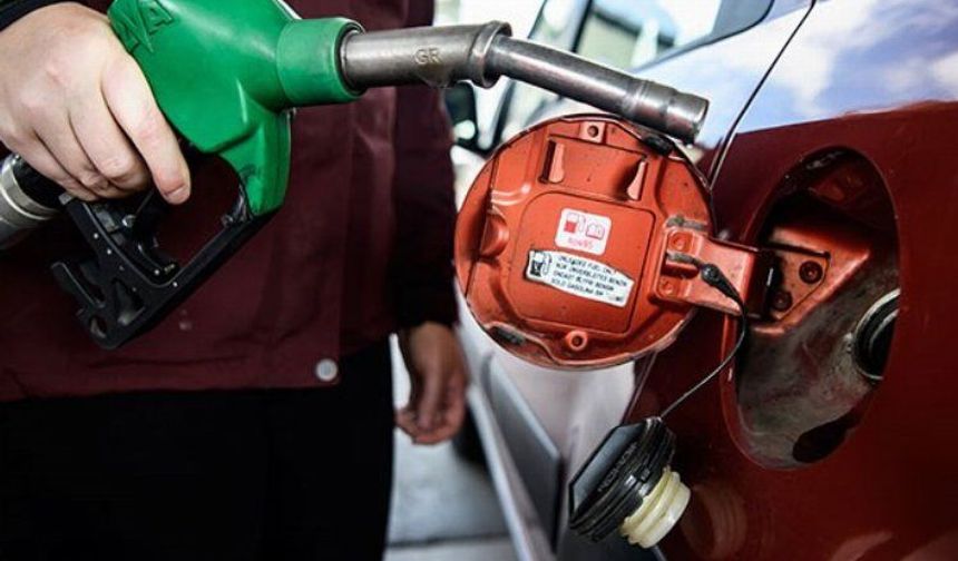 Akaryakıt ürünlerine gelmesi beklenen zamlar iptal edildi