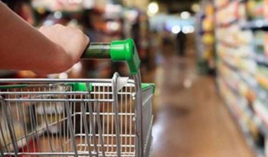 "Sizce toplum olarak en çok hangi alanda 'başka çare yok' yanılsamasına hapsolmuş durumdayız?"