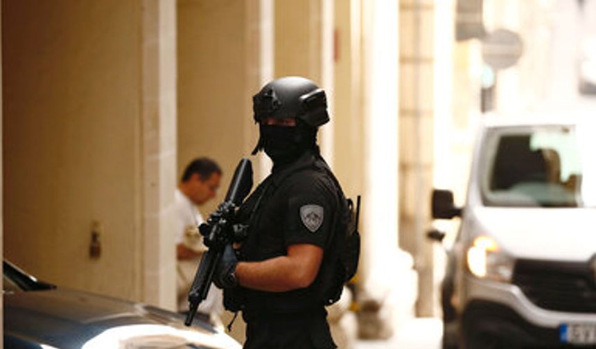 İtalya'da kadın cinayetlerinde ömür boyu hapis yasası parlamentoda kabul edildi