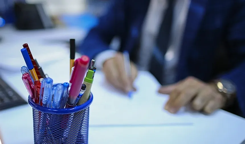 Sözleşmeli personel emeklilik için eksik günlerini tamamlayabilecek