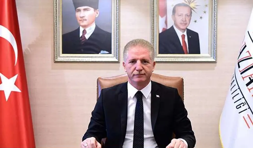 İstanbul Valisi Davut Gül, dere yatağındaki yerlerin yıkılacağını duyurdu
