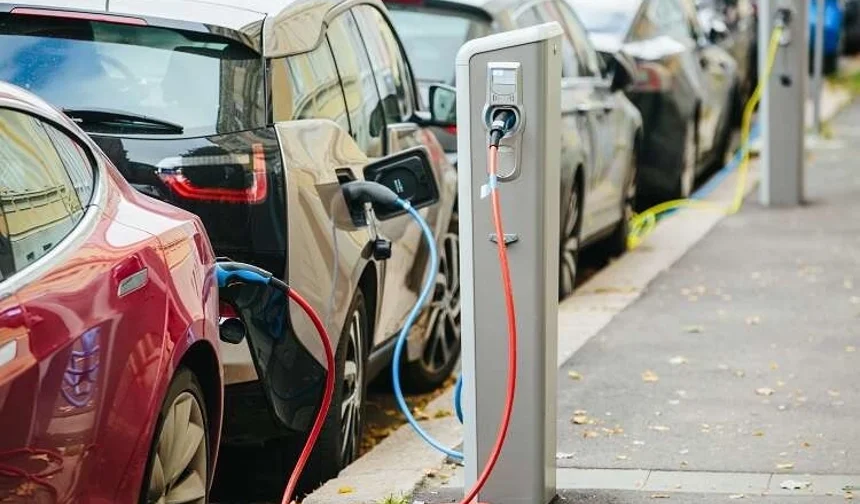 Avrupa'da elektrikli araç teslimatları yüzde 42 büyüdü