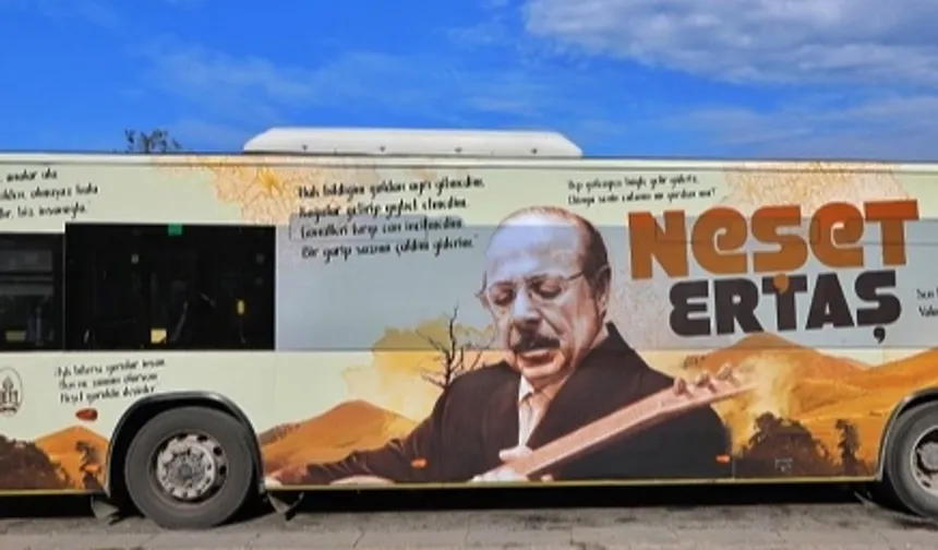 İETT’den Neşet Ertaş'a vefa; Hatırası İstanbul'un sokaklarında yaşayacak