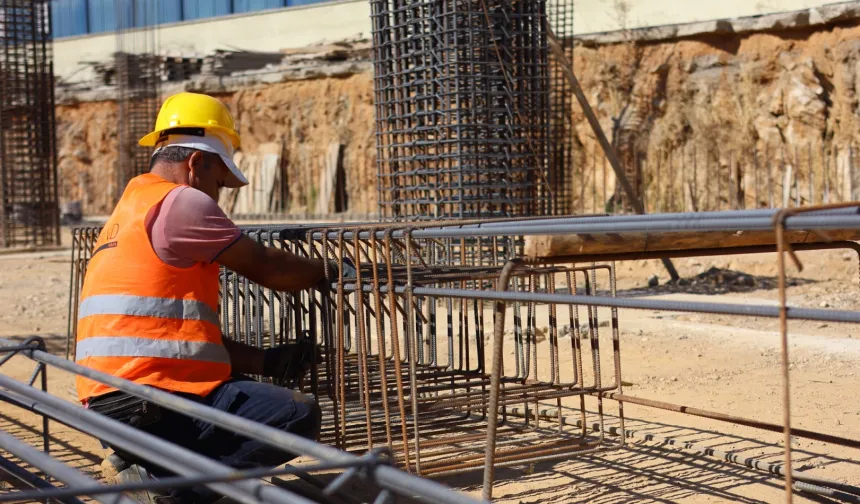 İzmir Yeşilyurt'a modern pazar yeri geliyor