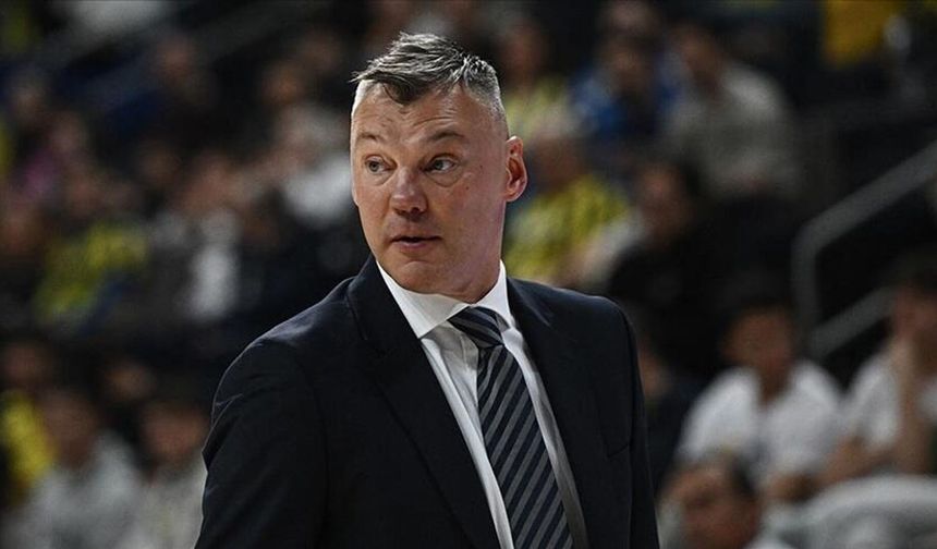 Fenerbahçe BEKO: Dubai ve Abu Dabi'de kalan Başantrenörümüz ile diğer arkadaşlarımızı İstanbul'a getirmeye çalışıyoruz