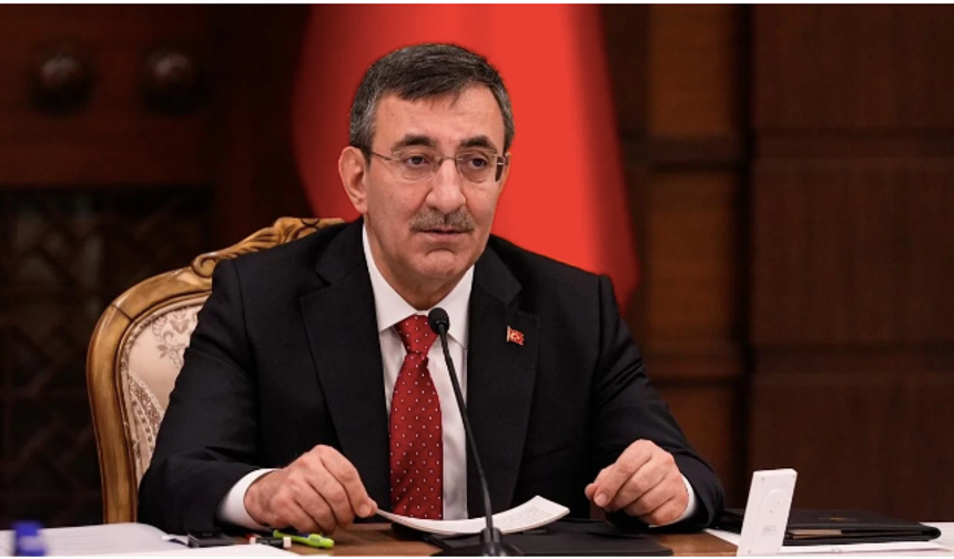 Cevdet Yılmaz: Hastalıklı yapıları tasfiye ederken bünyeye zarar vermeyen bir yaklaşımla hareket ediyoruz