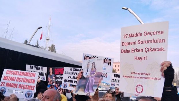 "Adalet yok, unutmak yok, helalleşmek yok!"