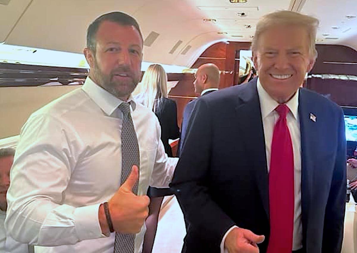 Markwayne Mullin And Donald Trump On Trump Force One