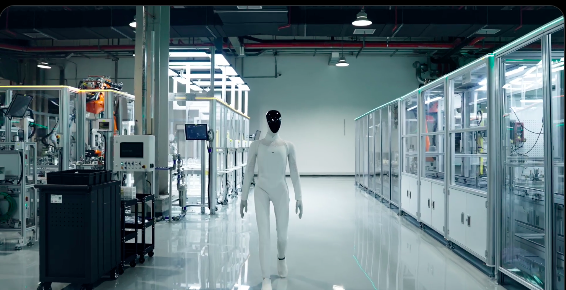 Yeni bir dönem; İnsansı robotlar seri üretilmeye başlandı